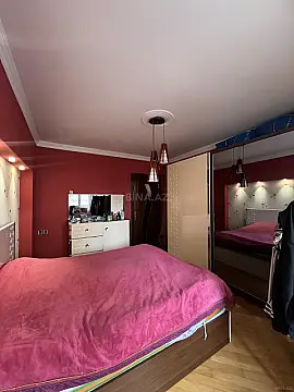 Satılır 3 otaqlı mənzil 110 m²
