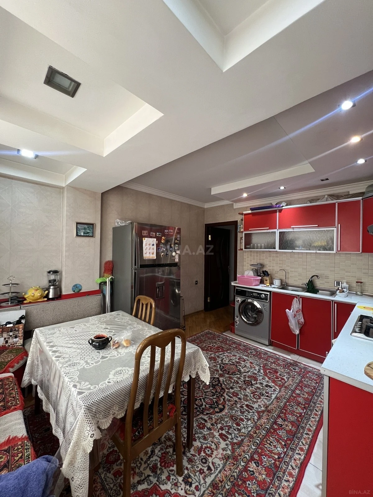 Satılır 3 otaqlı mənzil 110 m²