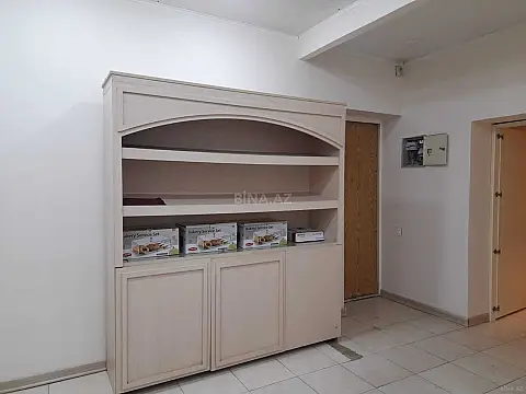 Satılır obyekt 70 m²