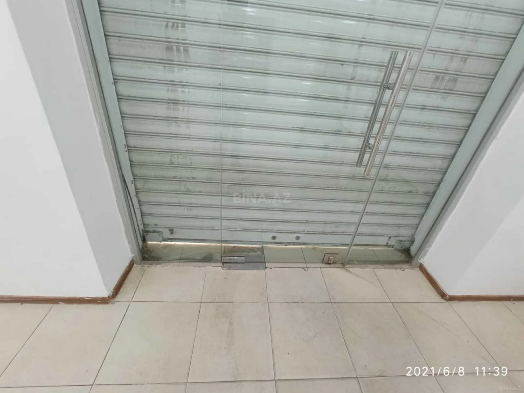 Satılır obyekt 70 m²