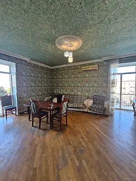 Satılır 3 otaqlı mənzil 80 m²
