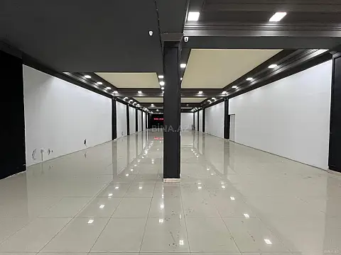 Kirayə verilir obyekt 1400 m²