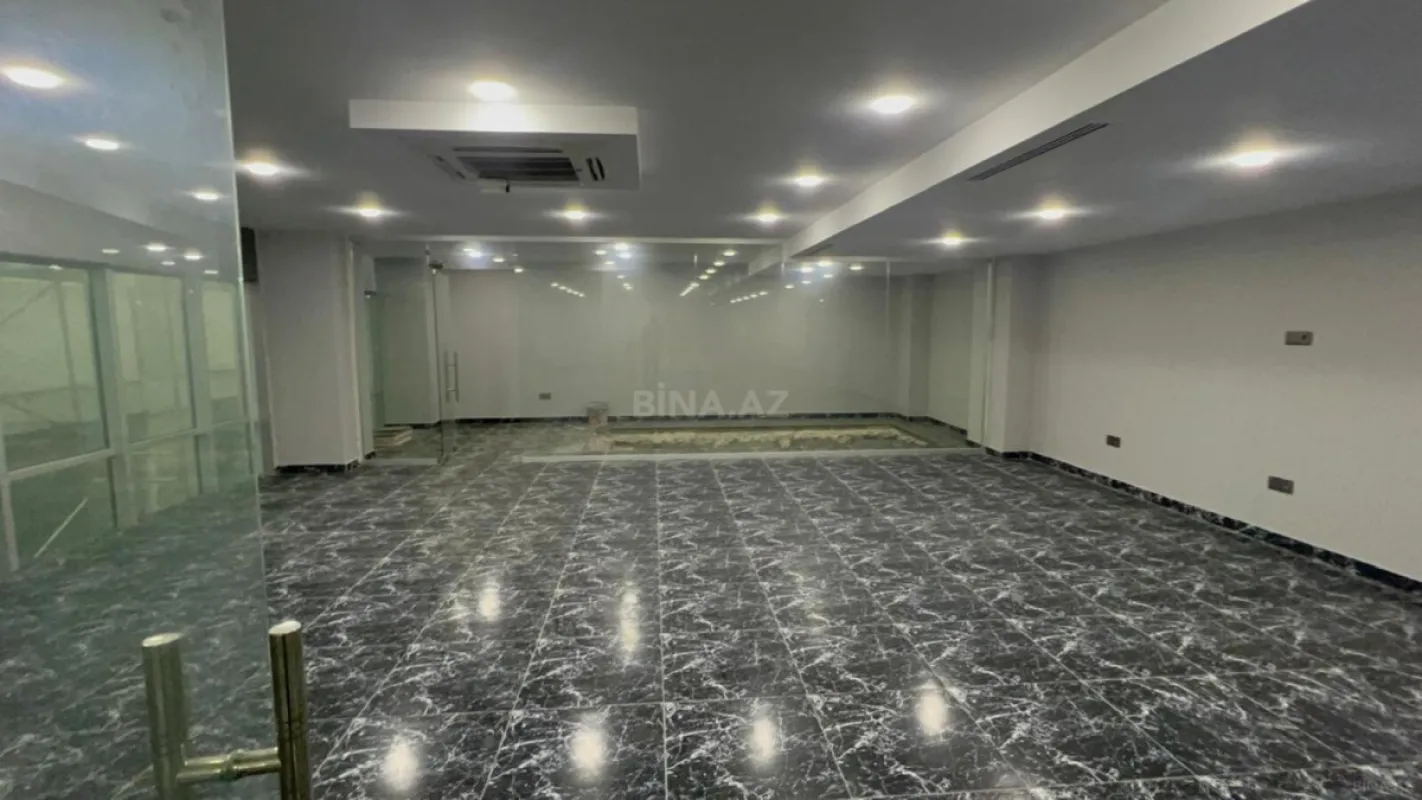 Kirayə verilir obyekt 1400 m²