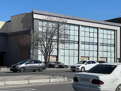 Kirayə verilir obyekt 1400 m² — Bakı, Binəqədi 1400.00 m²
