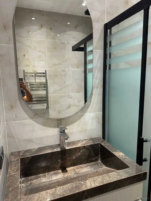 Satılır 4 otaqlı həyət evi 180 m²