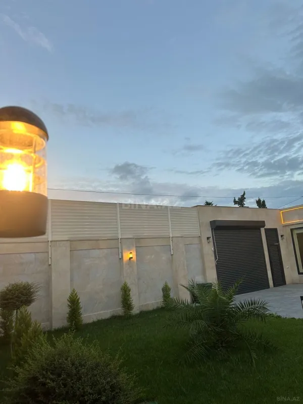 Satılır 4 otaqlı həyət evi 180 m²