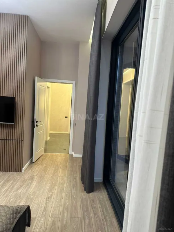 Satılır 4 otaqlı həyət evi 180 m²