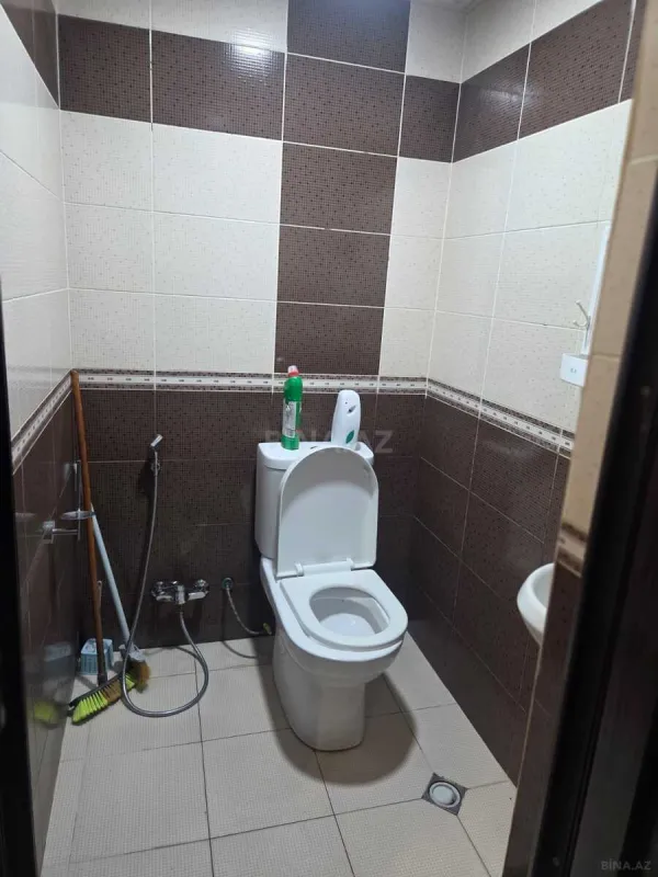 Satılır 3 otaqlı mənzil 134 m²
