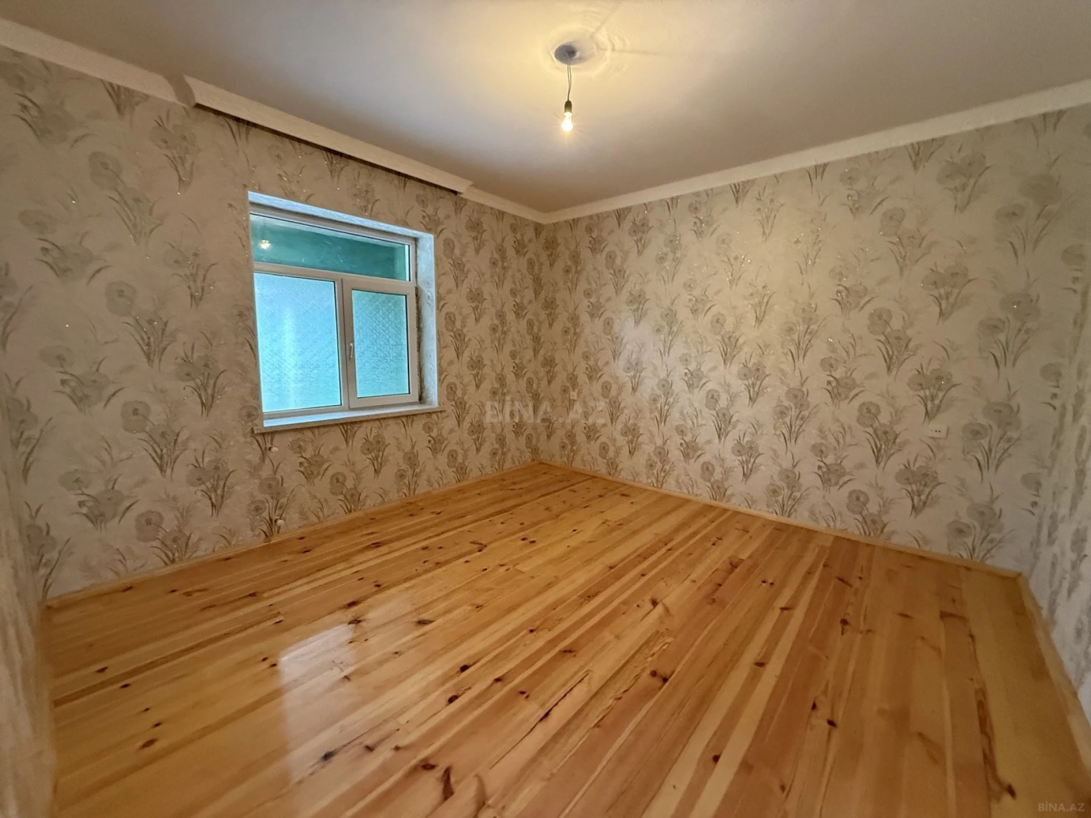 Satılır 4 otaqlı həyət evi 120 m²