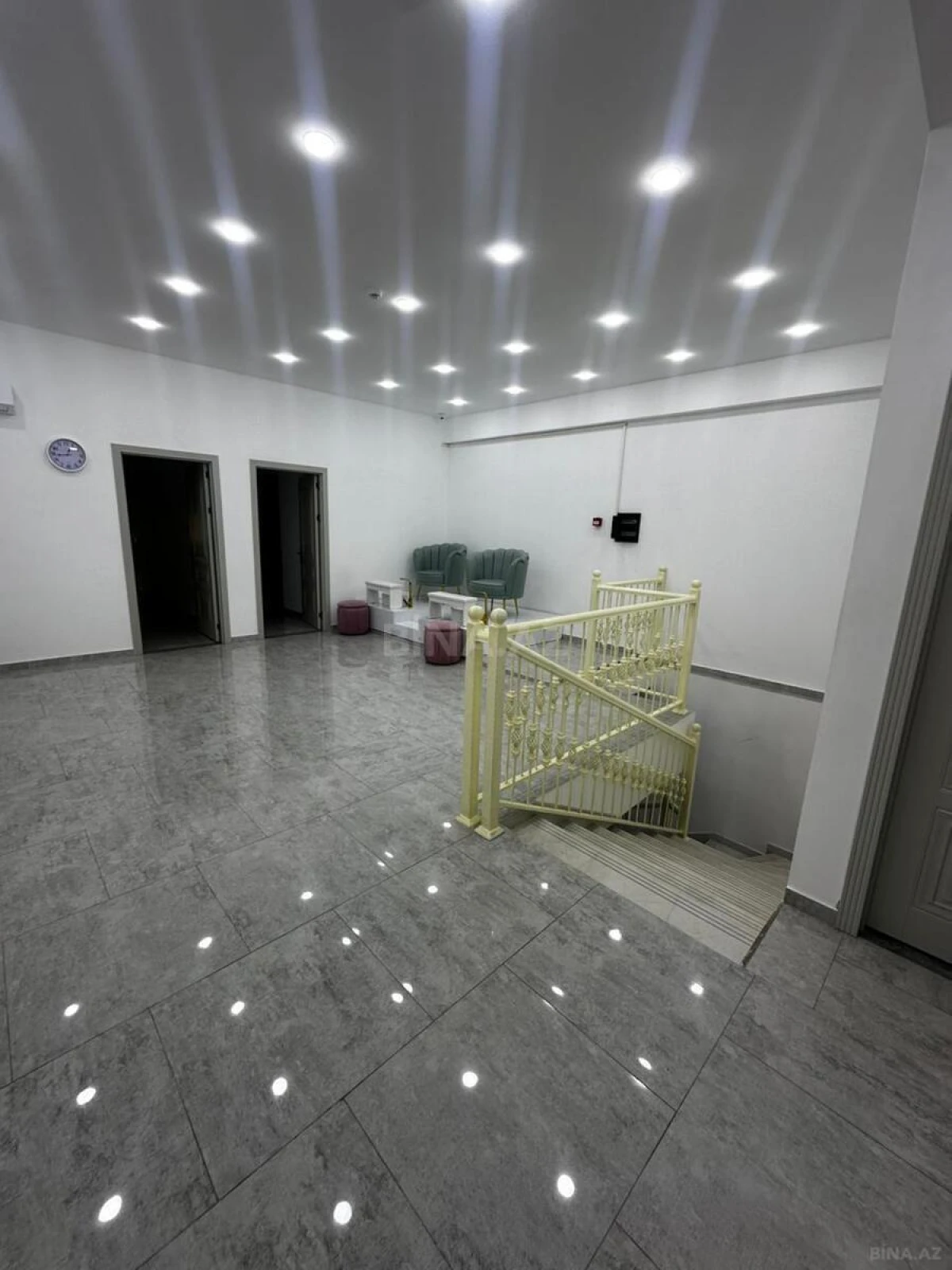 Kirayə verilir obyekt 204 m²