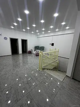 Kirayə verilir obyekt 204 m²