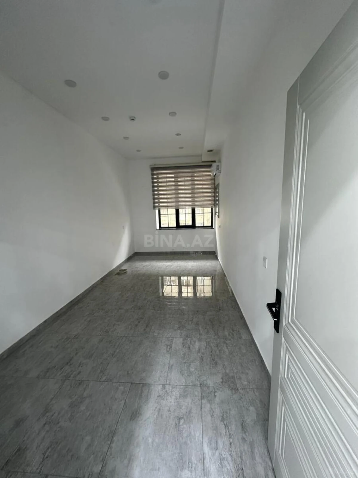 Kirayə verilir obyekt 204 m²