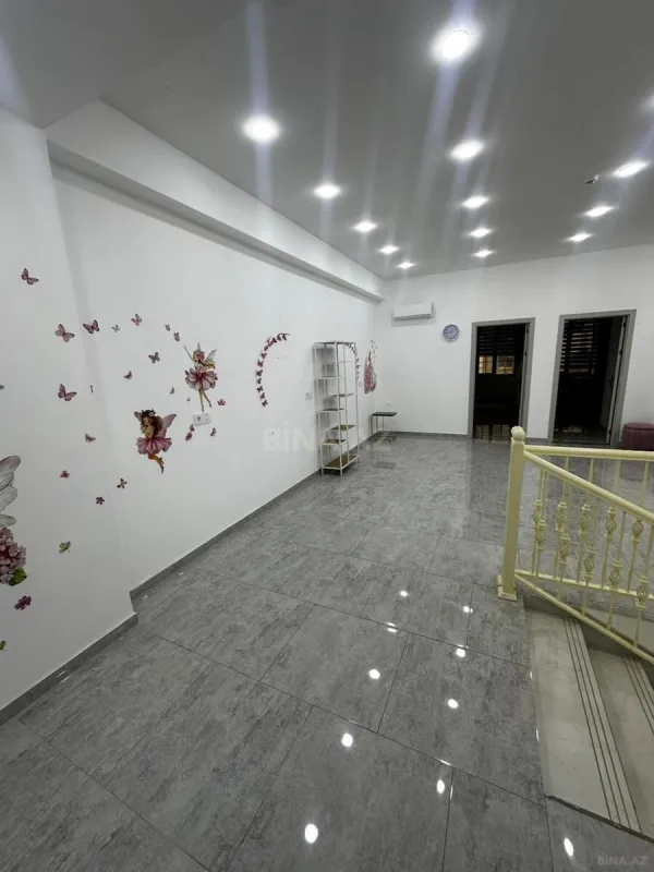 Kirayə verilir obyekt 204 m²