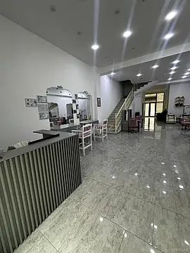 Kirayə verilir obyekt 204 m²