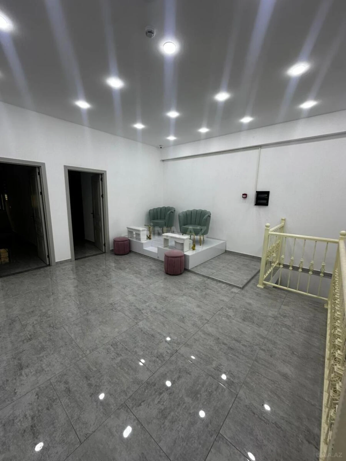 Kirayə verilir obyekt 204 m²