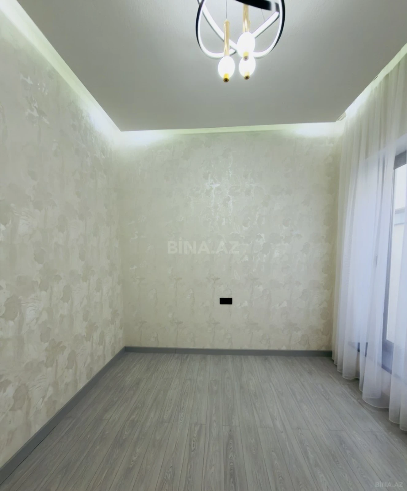 Satılır 4 otaqlı həyət evi 170 m²