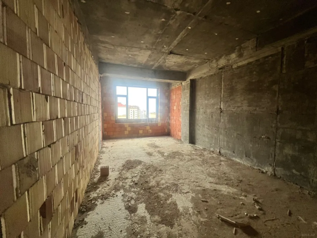 Satılır 2 otaqlı mənzil 100 m²