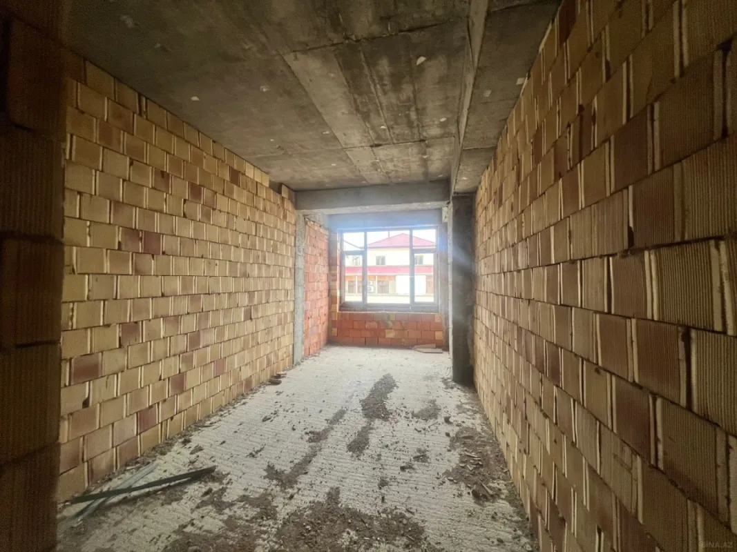 Satılır 2 otaqlı mənzil 100 m²