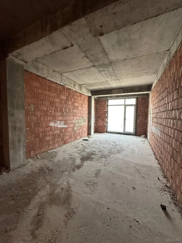 Satılır 2 otaqlı mənzil 100 m²