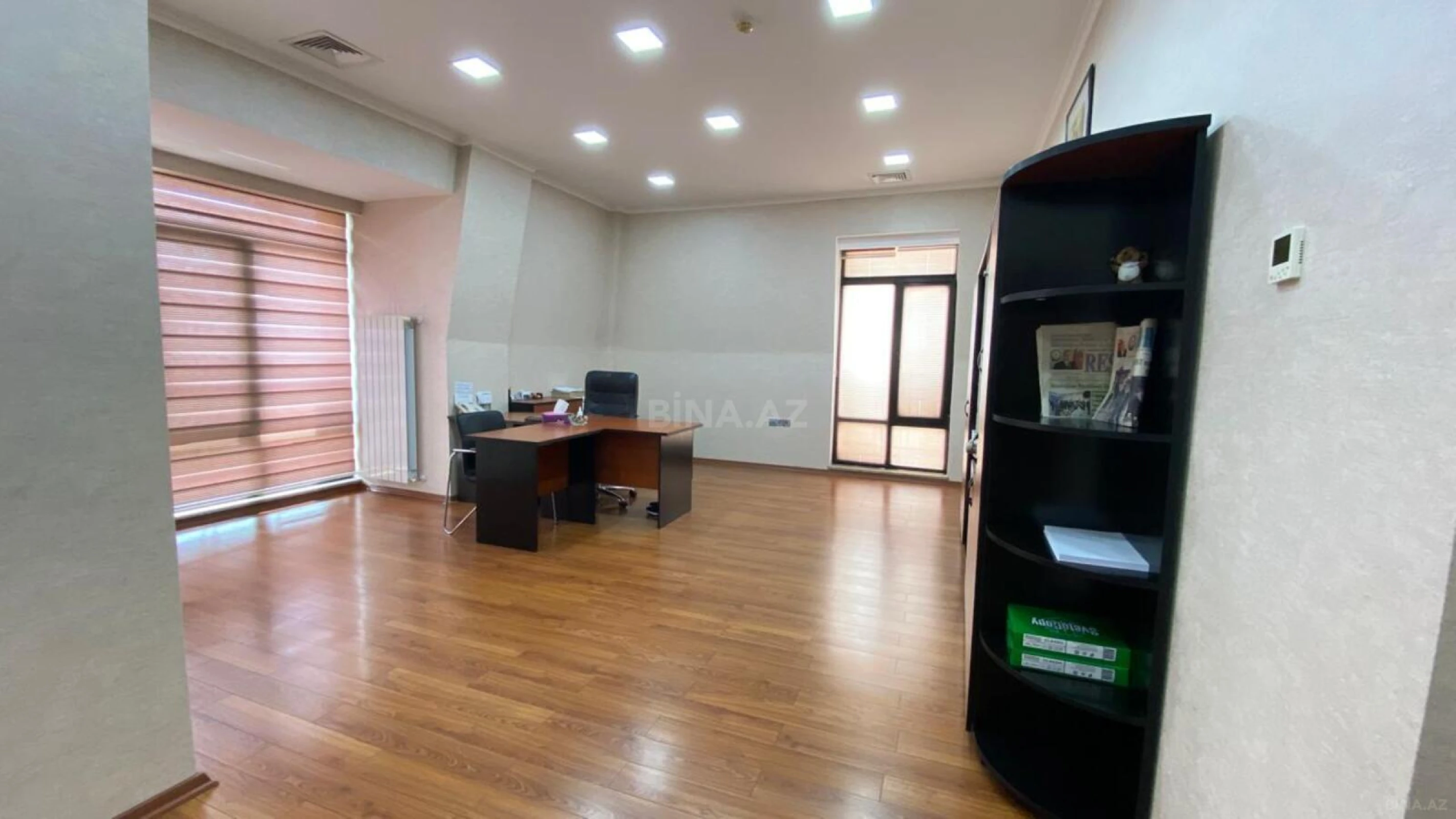 Satılır 3 otaqlı mənzil 125 m²