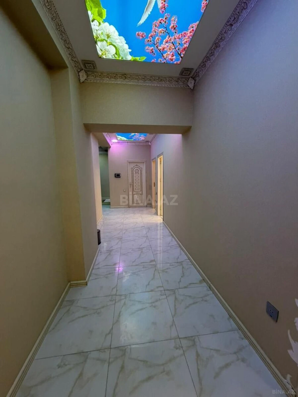 Satılır 3 otaqlı mənzil 128 m²