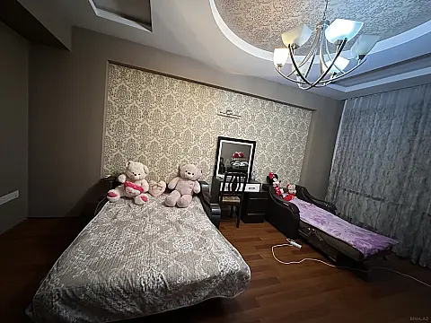 Kirayə verilir 2 otaqlı mənzil 80 m²