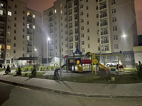 Satılır 3 otaqlı mənzil 80 m² — Bakı, İnşaatçılar 3 otaq 80.00 m²