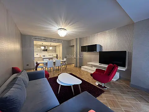 Kirayə verilir 3 otaqlı mənzil 137 m²