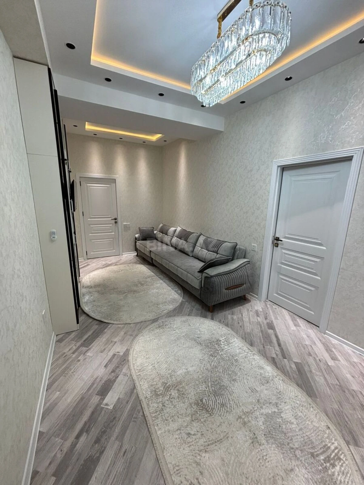 Satılır 2 otaqlı mənzil 63 m²
