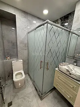 Satılır 2 otaqlı mənzil 63 m²