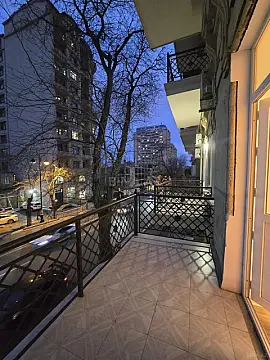 Satılır 4 otaqlı mənzil 115 m² — Bakı, Nizami 4 otaq 115.00 m²