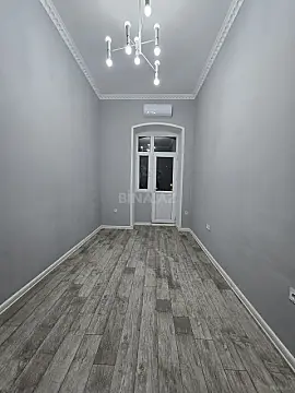 Satılır 4 otaqlı mənzil 115 m²