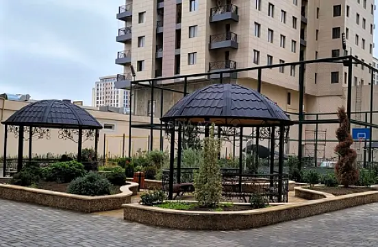 Satılır 4 otaqlı mənzil 189 m²