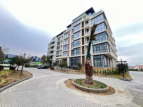 Satılır 3 otaqlı mənzil 102 m²