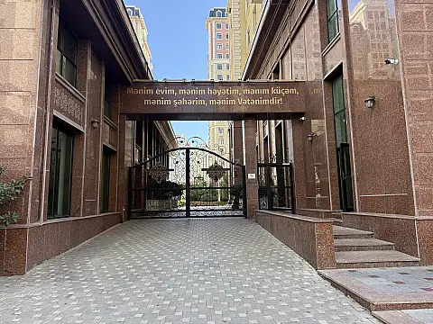 Satılır 2 otaqlı mənzil 88 m²