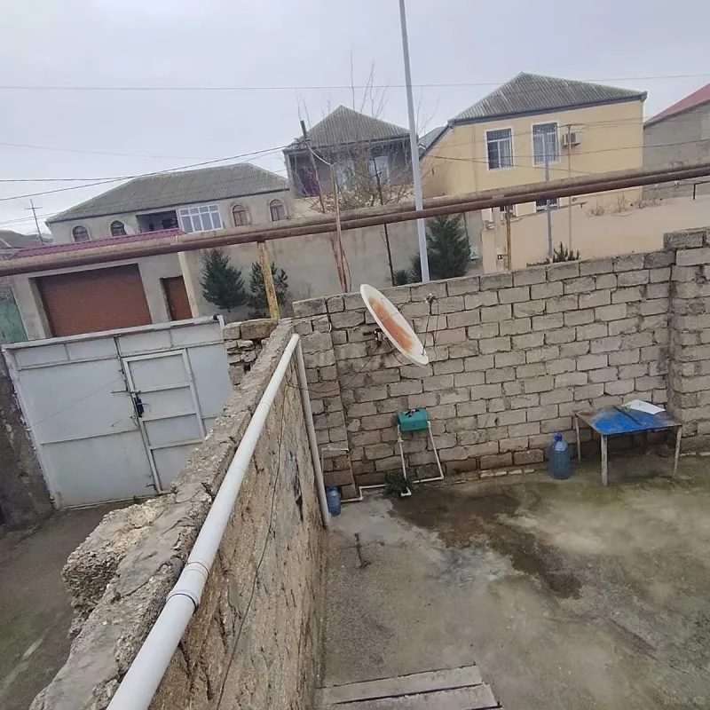 Kirayə verilir 3 otaqlı həyət evi 100 m²