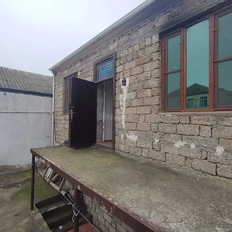 Kirayə verilir 3 otaqlı həyət evi 100 m²