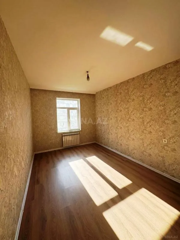 Satılır 3 otaqlı mənzil 75.6 m²
