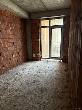 Satılır 3 otaqlı mənzil 121 m²