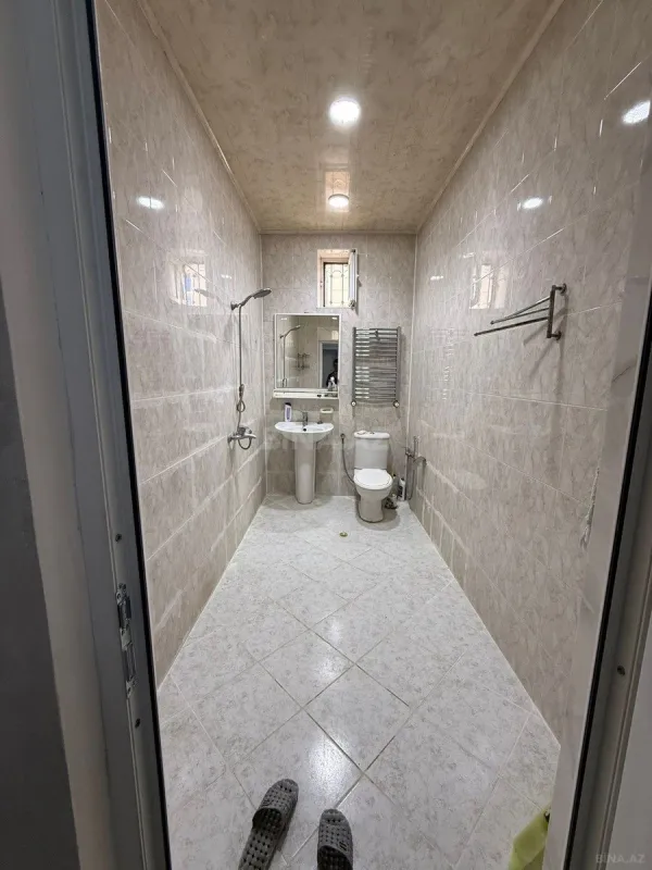 Satılır 7 otaqlı həyət evi 250 m²