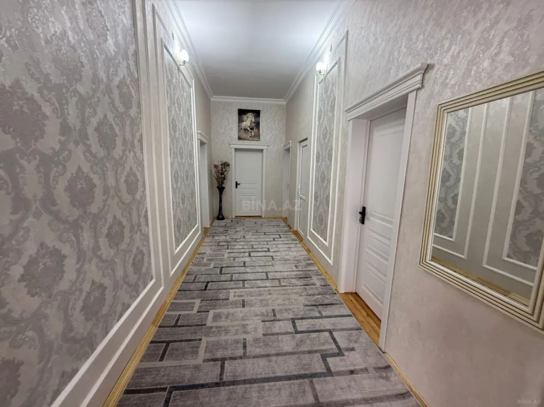 Satılır 7 otaqlı həyət evi 250 m²