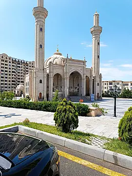 Satılır 1 otaqlı mənzil 65.4 m²