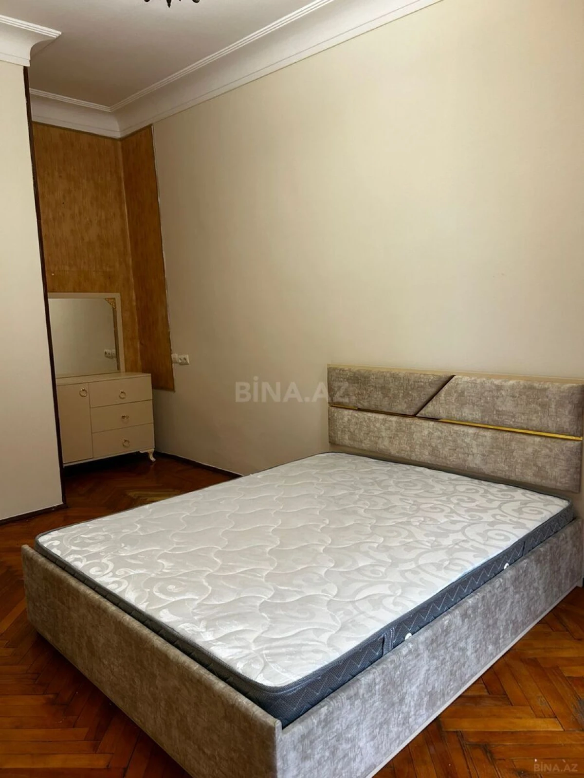 Kirayə verilir 3 otaqlı mənzil 65 m²