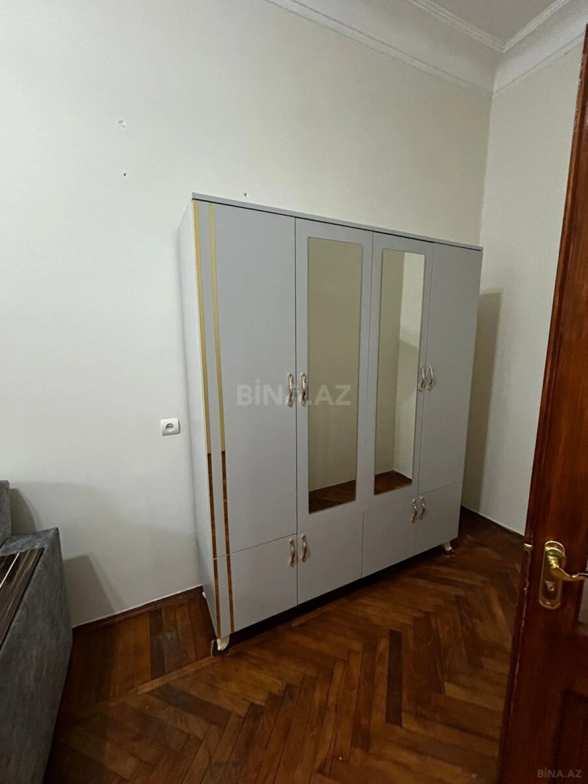 Kirayə verilir 3 otaqlı mənzil 65 m²