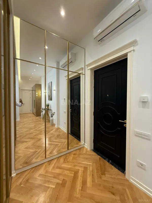 Satılır 3 otaqlı mənzil 85 m²