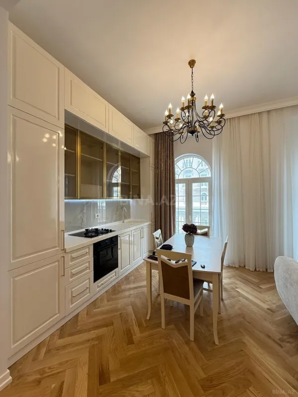 Satılır 3 otaqlı mənzil 85 m²