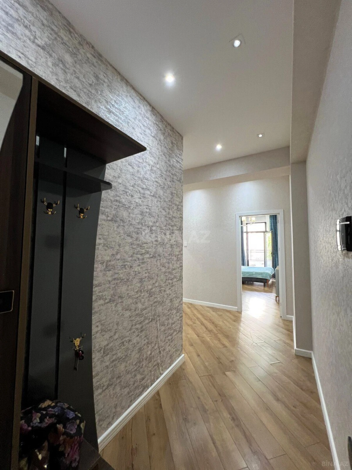 Satılır 3 otaqlı mənzil 86 m²