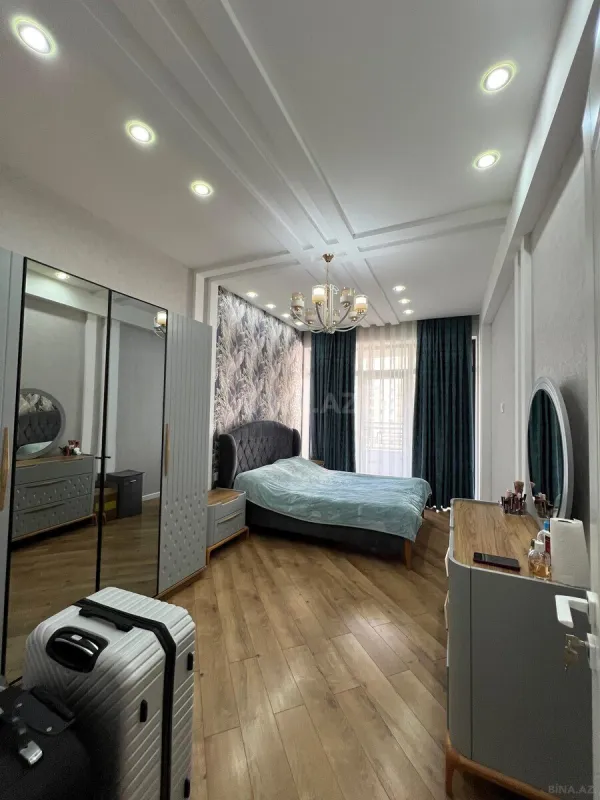 Satılır 3 otaqlı mənzil 86 m²