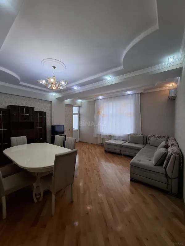 Satılır 3 otaqlı mənzil 95 m²