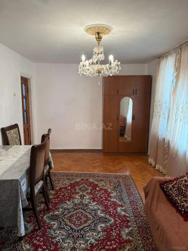 Kirayə verilir 2 otaqlı mənzil 35 m²